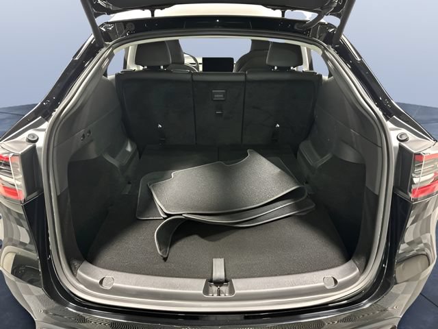 Used 2023 Tesla Model Y Long Range AWD/4WD image 9
