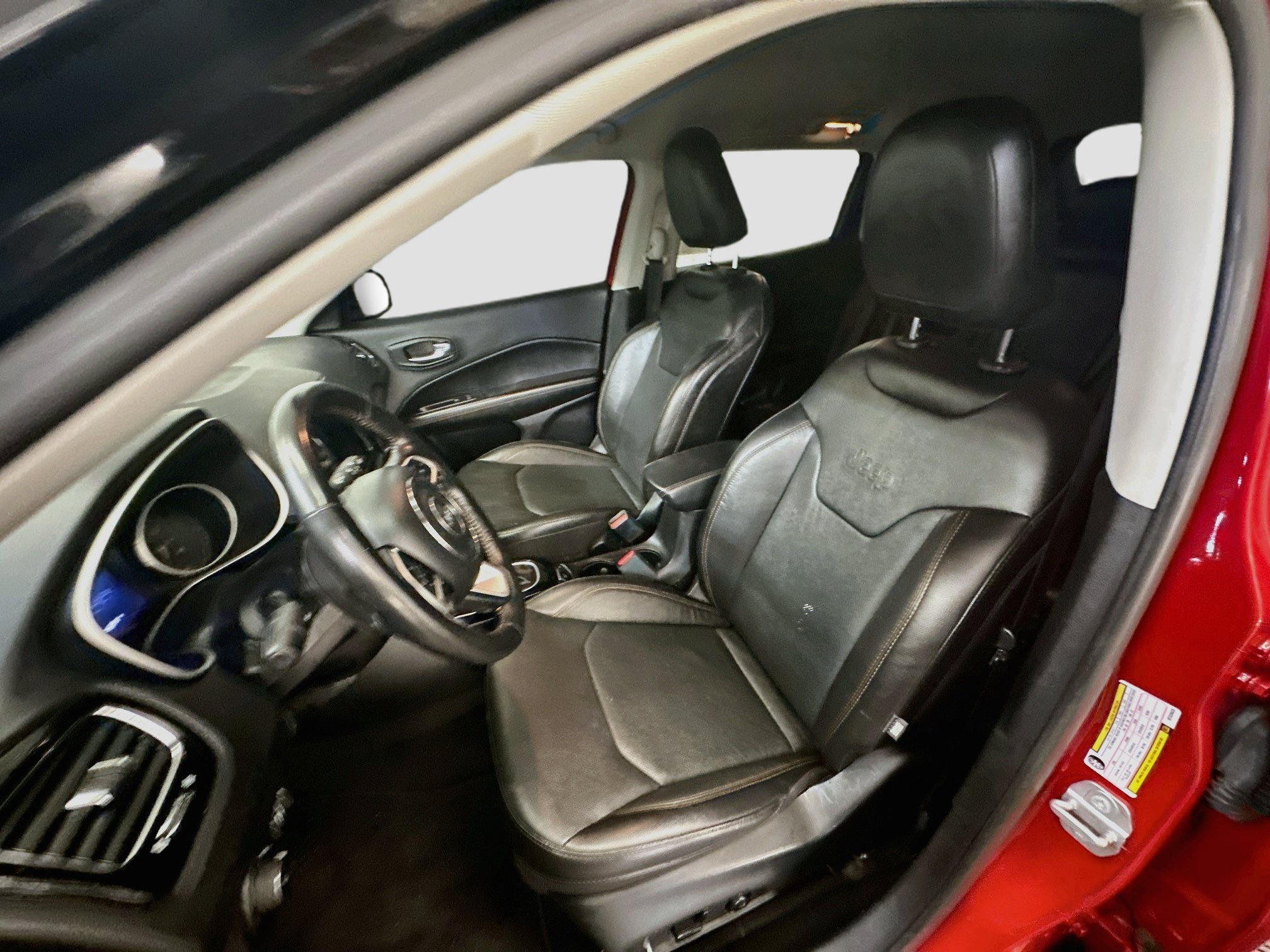 Used 2021 Jeep Compass Limited AWD/4WD image 13