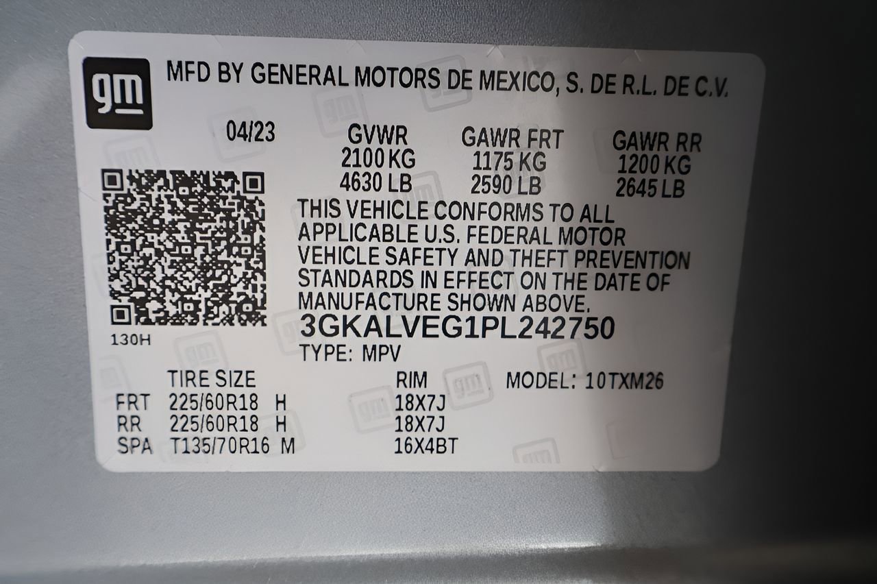 Used 2023 GMC Terrain SLT w/ LPO, Floor Liner Package image 26