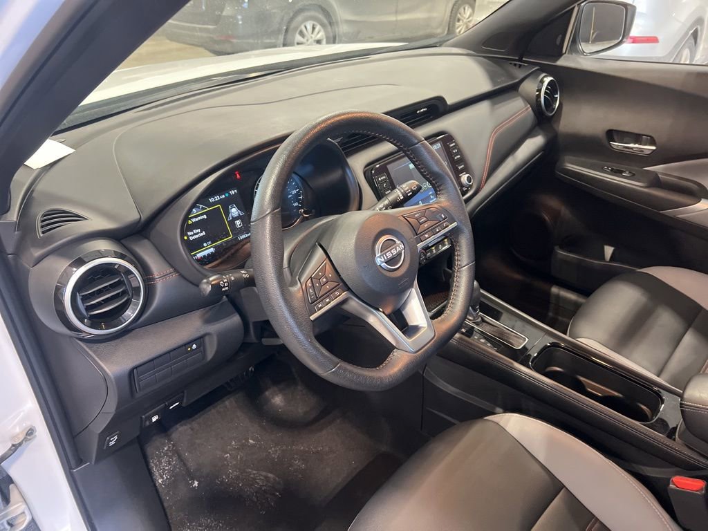 Certified 2024 Nissan Kicks SR w/ SR Premium Package image 6