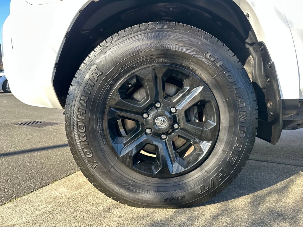 Certified 2021 Toyota 4Runner SR5 Premium w/ Moonroof Package image 30