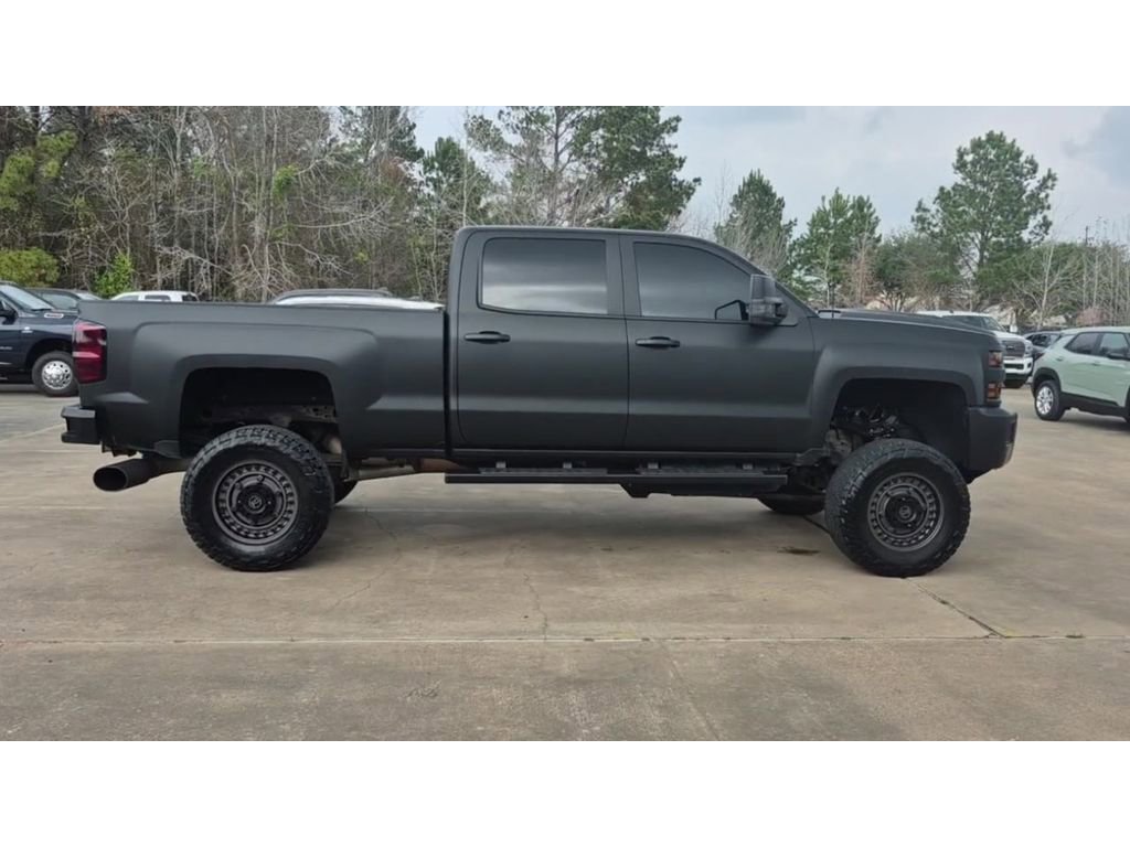 Used 2019 Chevrolet Silverado 2500 LTZ w/ Duramax Plus Package image 3