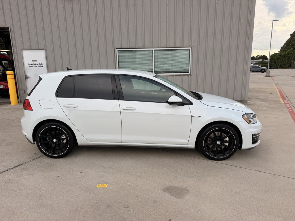 Used 2017 Volkswagen GTI S FWD image 9