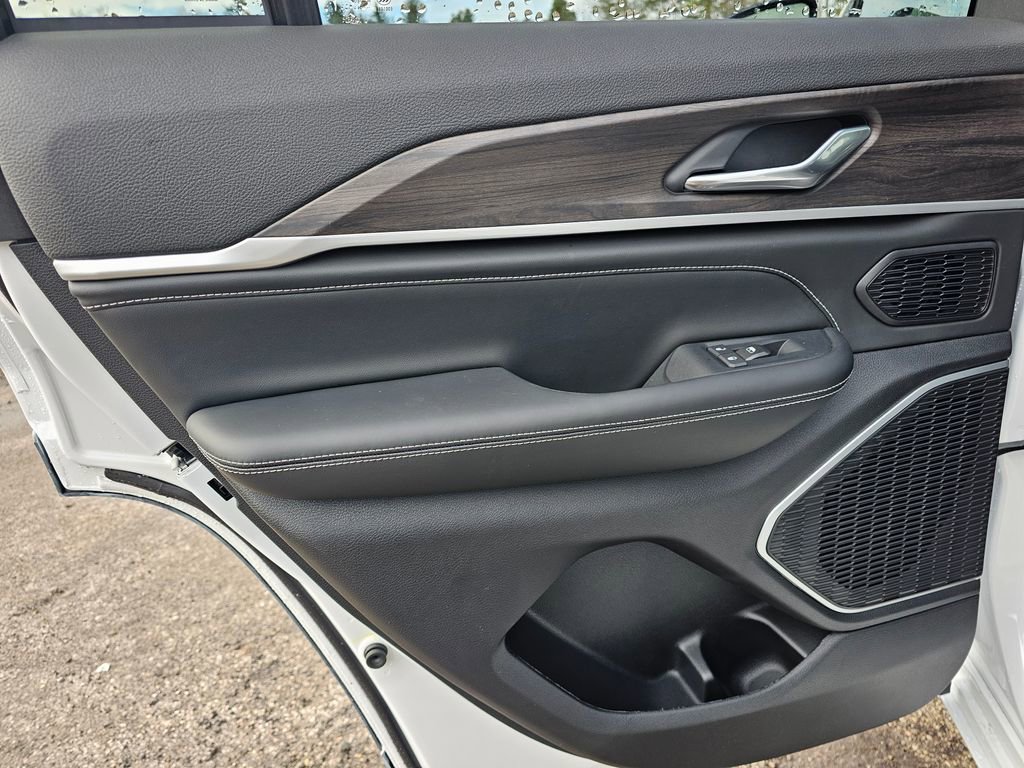 New 2026 Jeep Grand Cherokee Limited image 34