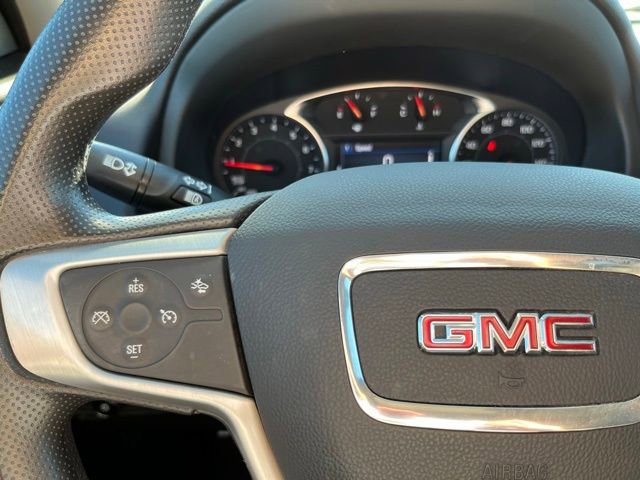 Used 2023 GMC Terrain SLE w/ Elevation Edition image 27