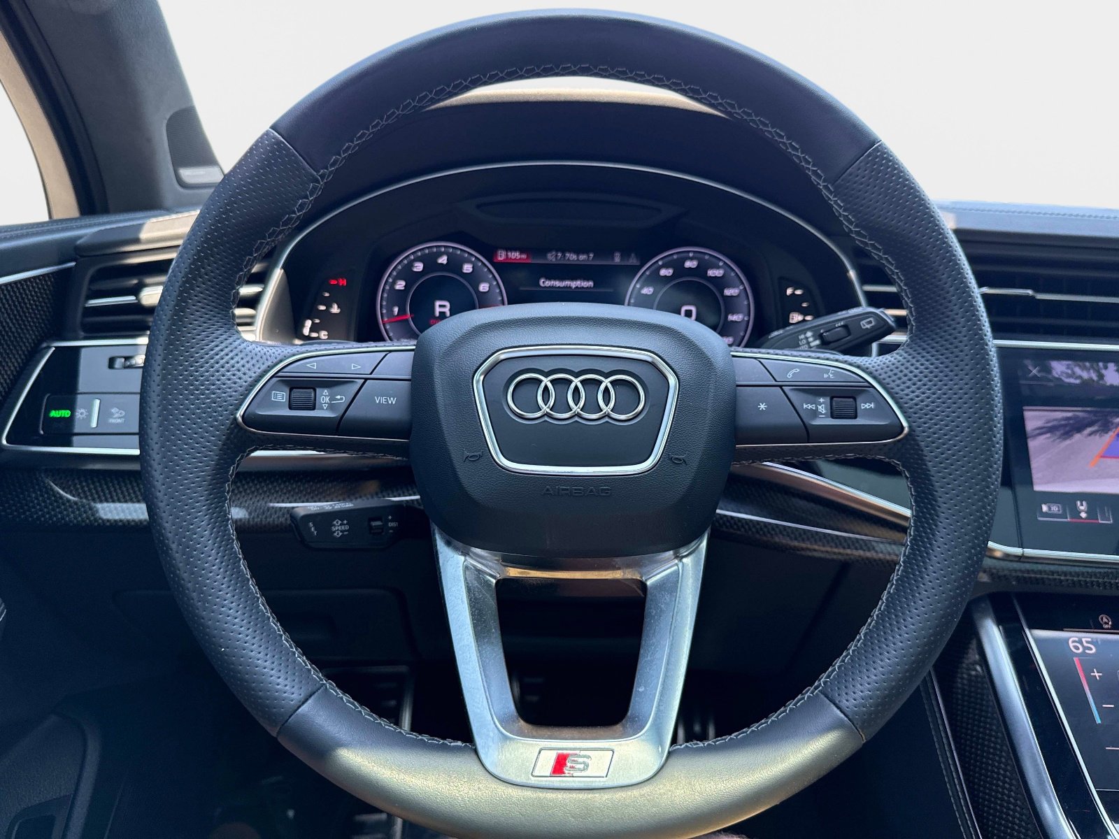 Used 2023 Audi SQ7 Prestige w/ Sport Package AWD/4WD image 26