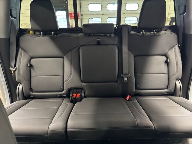 New 2026 GMC Sierra 2500 SLT w/ SLT Convenience Package image 28