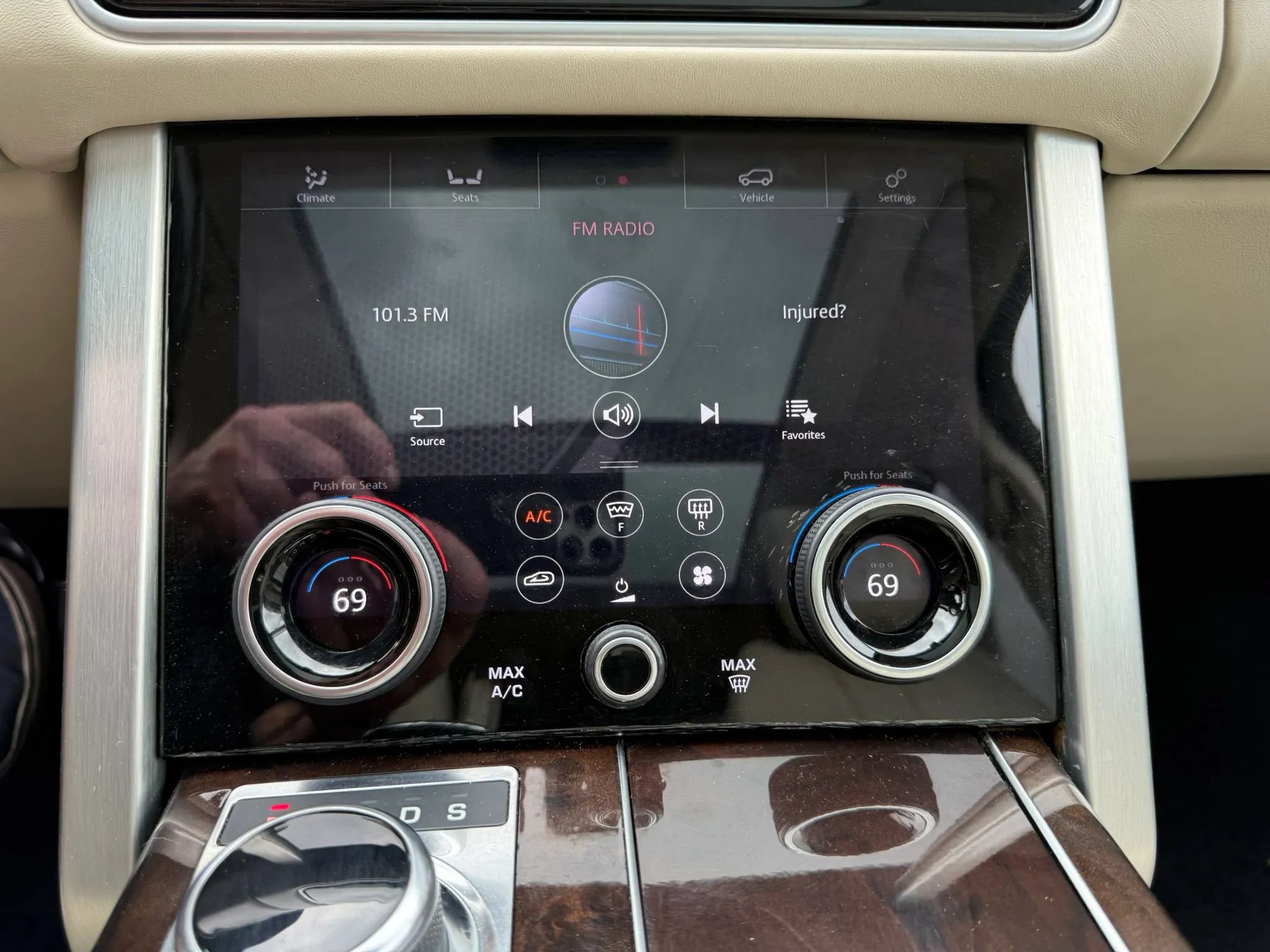 Used 2018 Land Rover Range Rover HSE AWD/4WD image 19