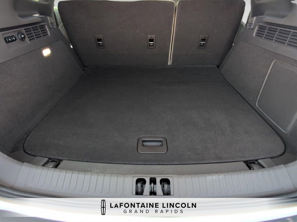 Certified 2023 Lincoln Nautilus Reserve w/ Equipment Group 201A AWD/4WD image 30