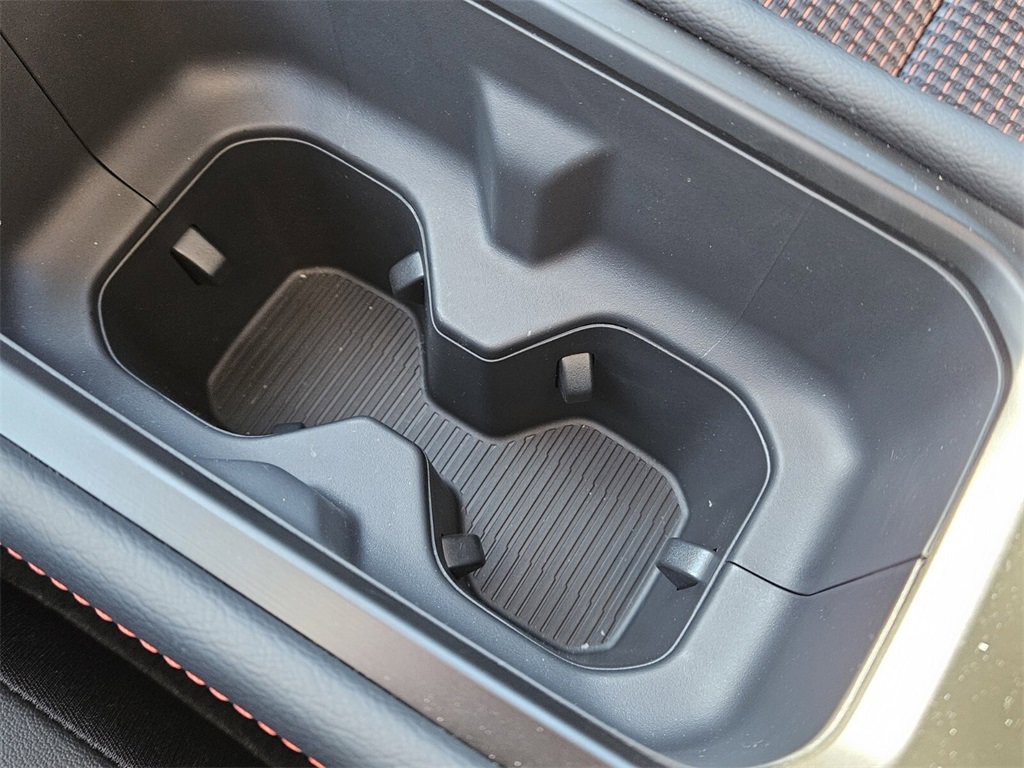 New 2026 Nissan Kicks SR image 23