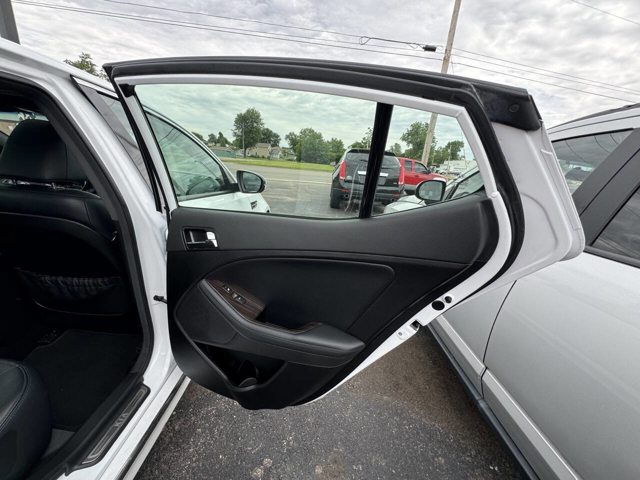 Used 2013 Kia Optima SX w/ Limited Pkg FWD image 29