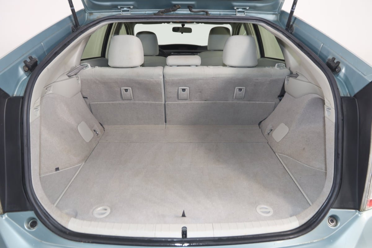 Used 2014 Toyota Prius Two FWD image 32