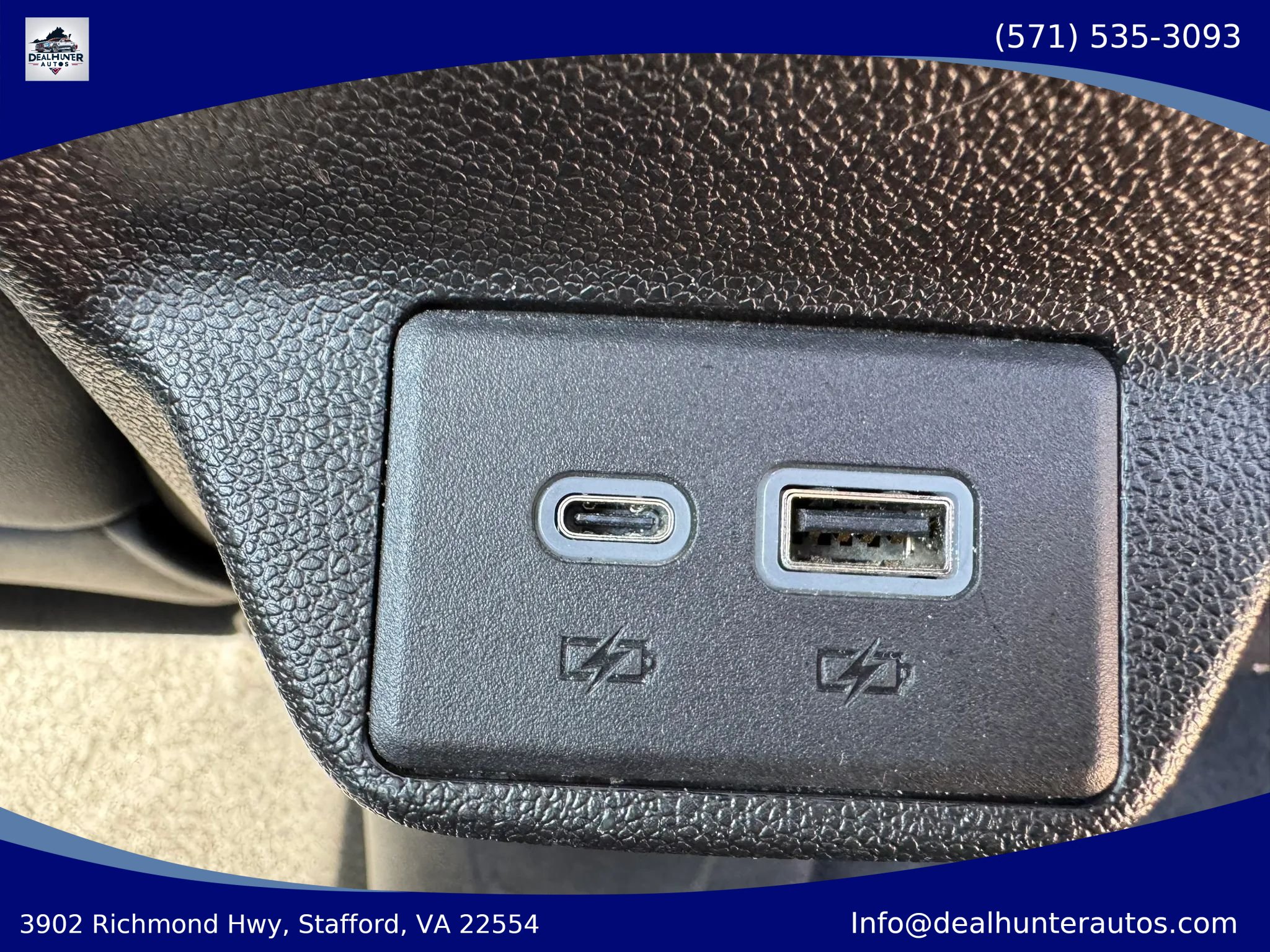Used 2023 Chevrolet Bolt EUV LT w/ Convenience Package FWD image 20