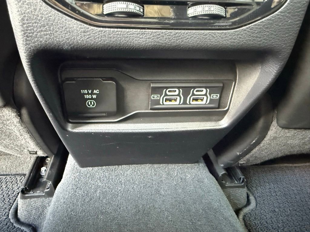Used 2022 Jeep Grand Cherokee Summit AWD/4WD image 41