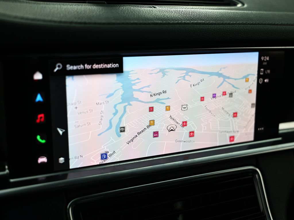 Used 2022 Porsche Panamera image 39