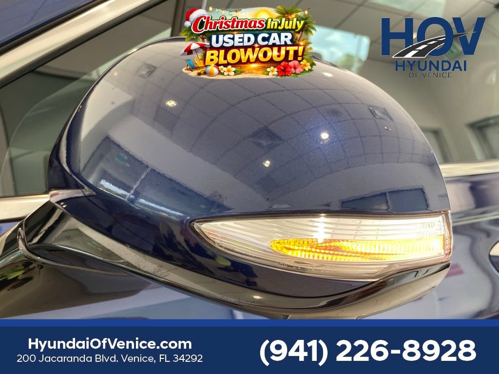 Certified 2023 Hyundai Santa Fe Limited FWD image 10