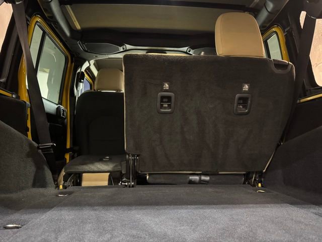 Used 2018 Jeep Wrangler Unlimited Sport S image 31