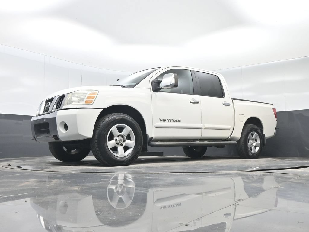 Used 2005 Nissan Titan SE w/ (T01) Tow Pkg AWD/4WD image 26