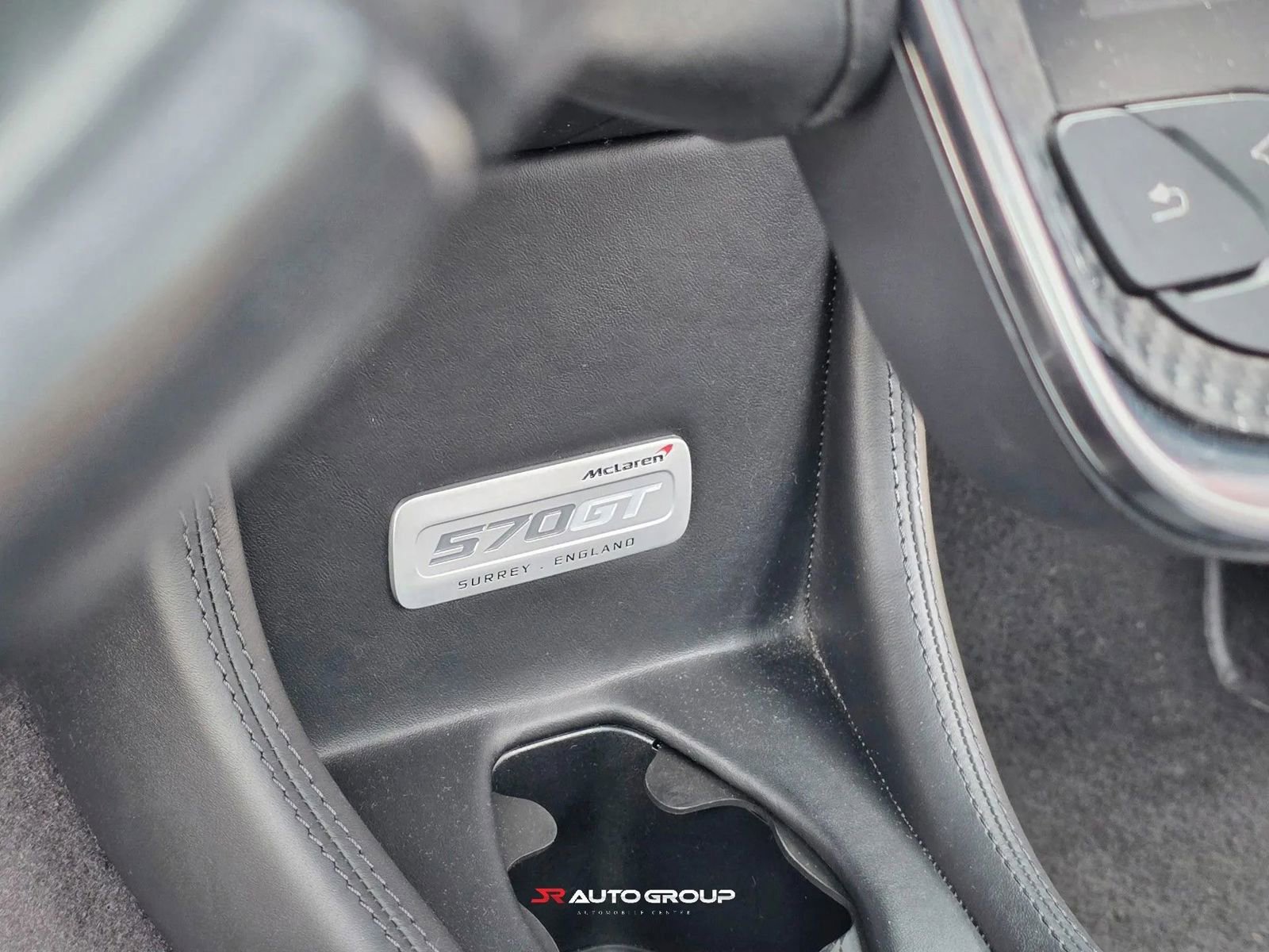 Used 2017 McLaren 570S image 23