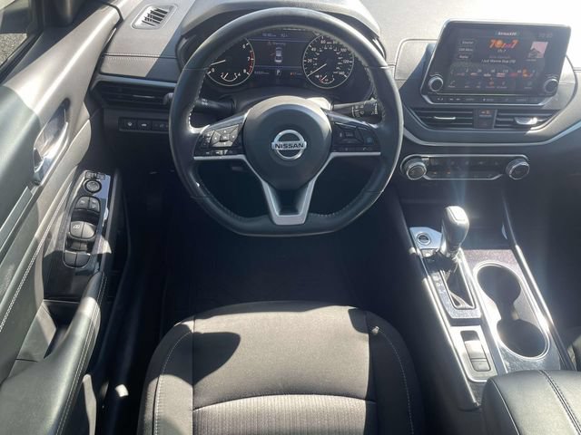 Used 2021 Nissan Altima 2.5 SV w/ SV Premium Package FWD image 13