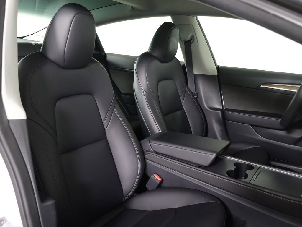 Used 2023 Tesla Model 3 Standard Range image 29