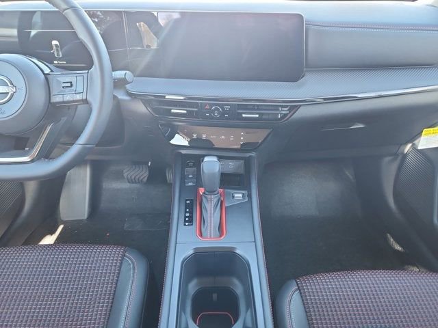 New 2025 Nissan Kicks SR w/ Illumination Package image 11