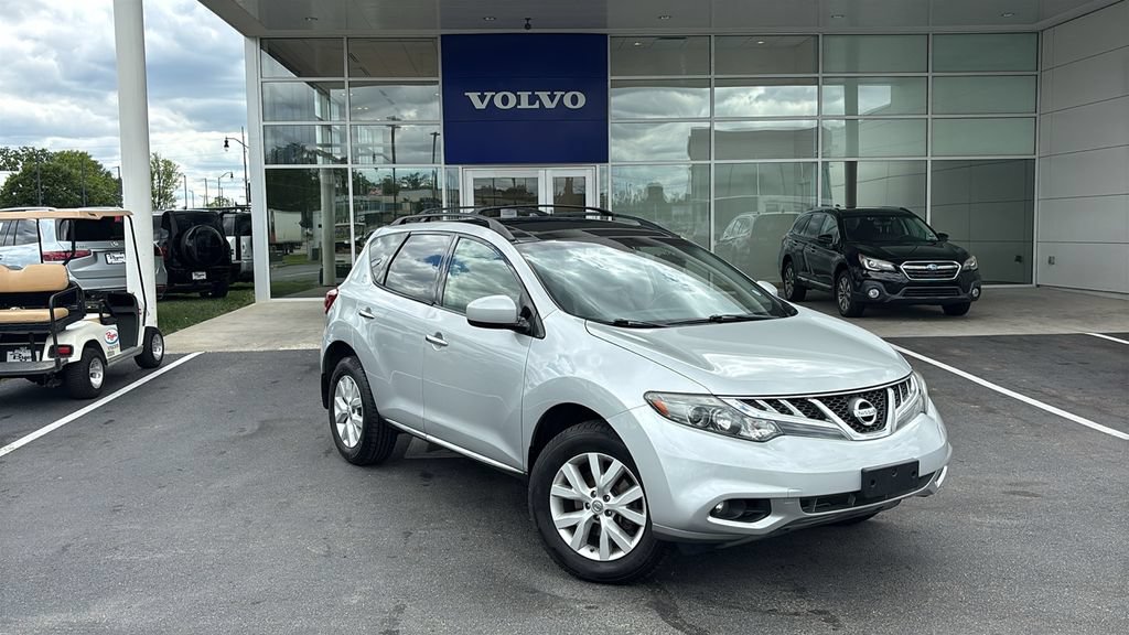 Used 2014 Nissan Murano SL w/ Navigation Package AWD/4WD image 2