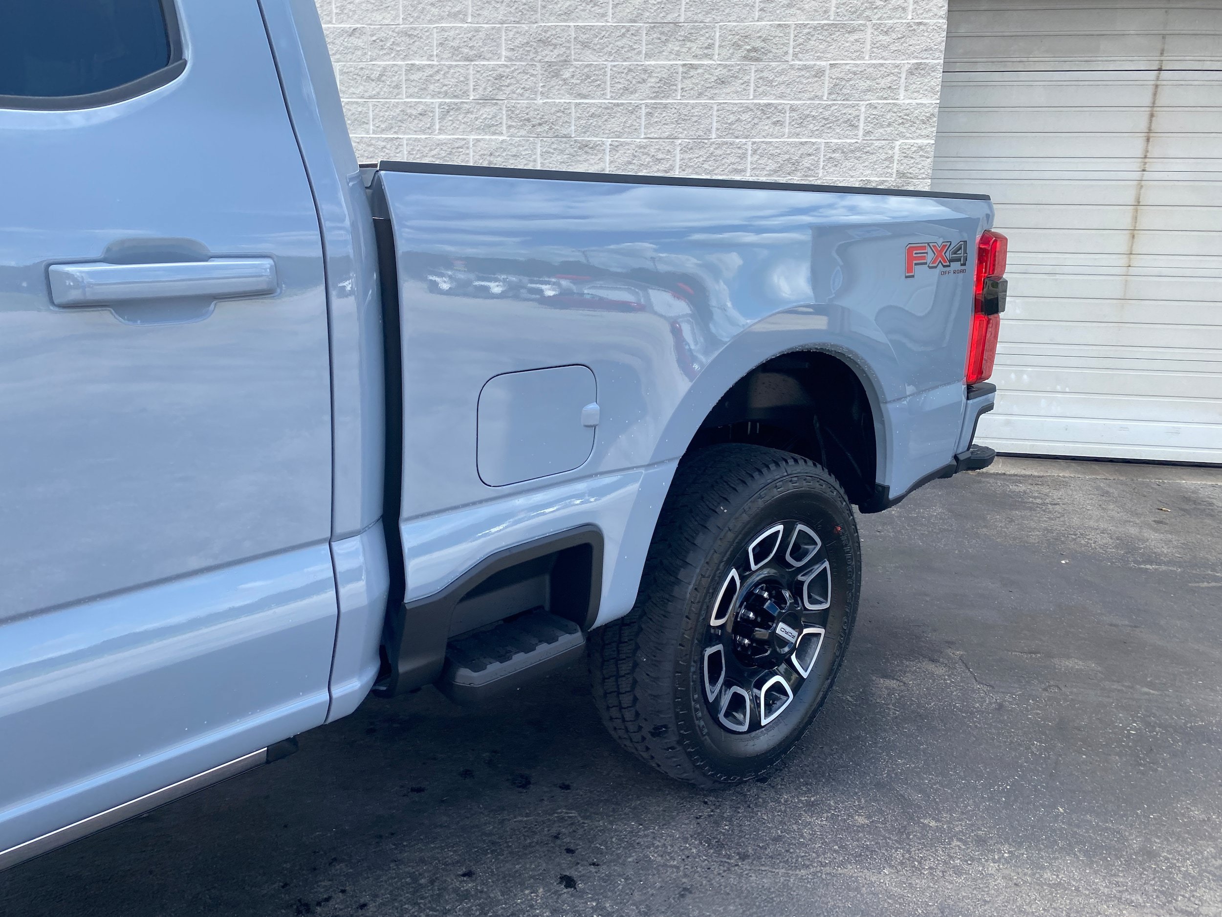 New 2026 Ford F350 Platinum w/ FX4 Off-Road Package AWD/4WD image 20