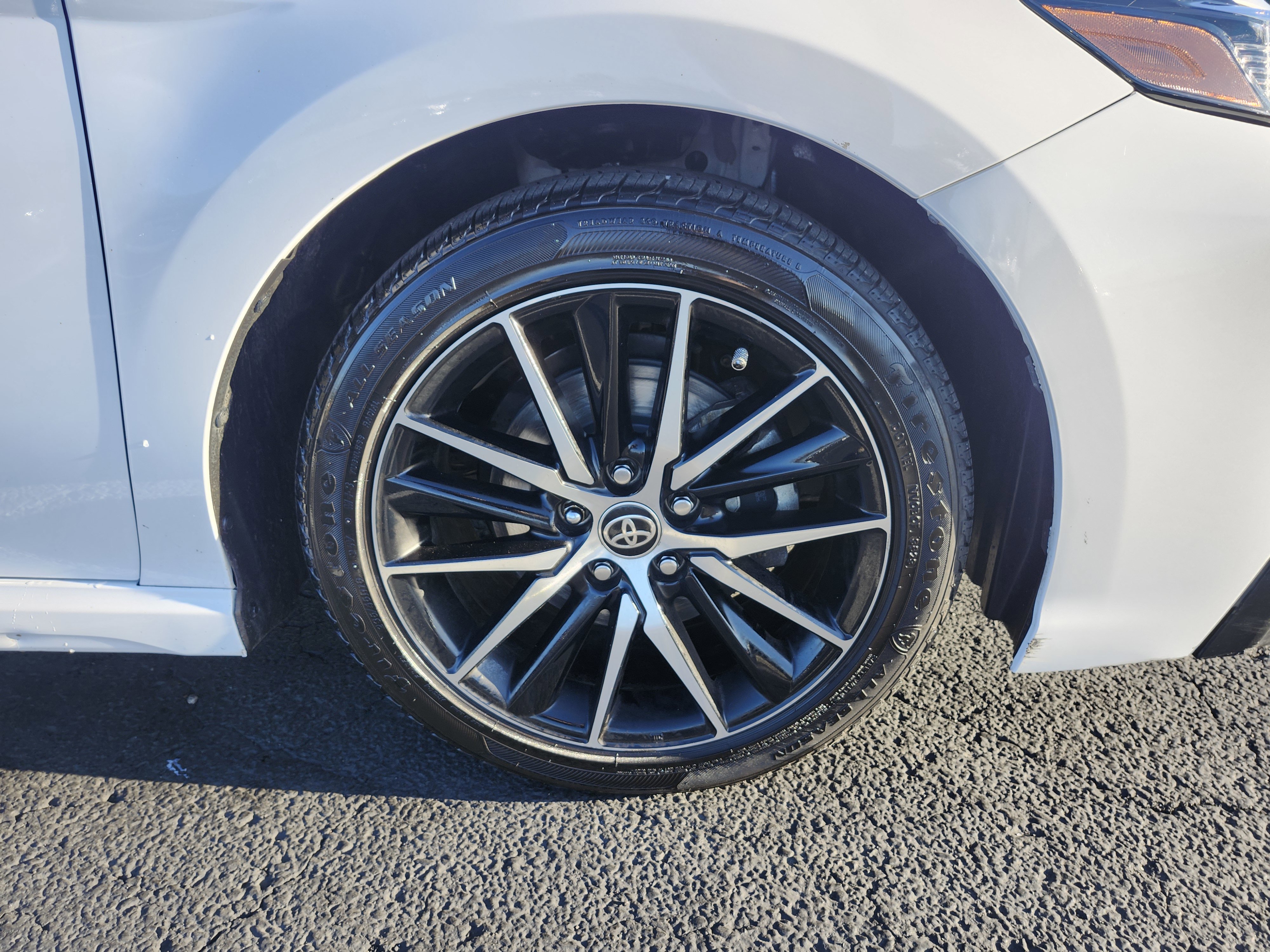 Used 2022 Toyota Camry SE image 11