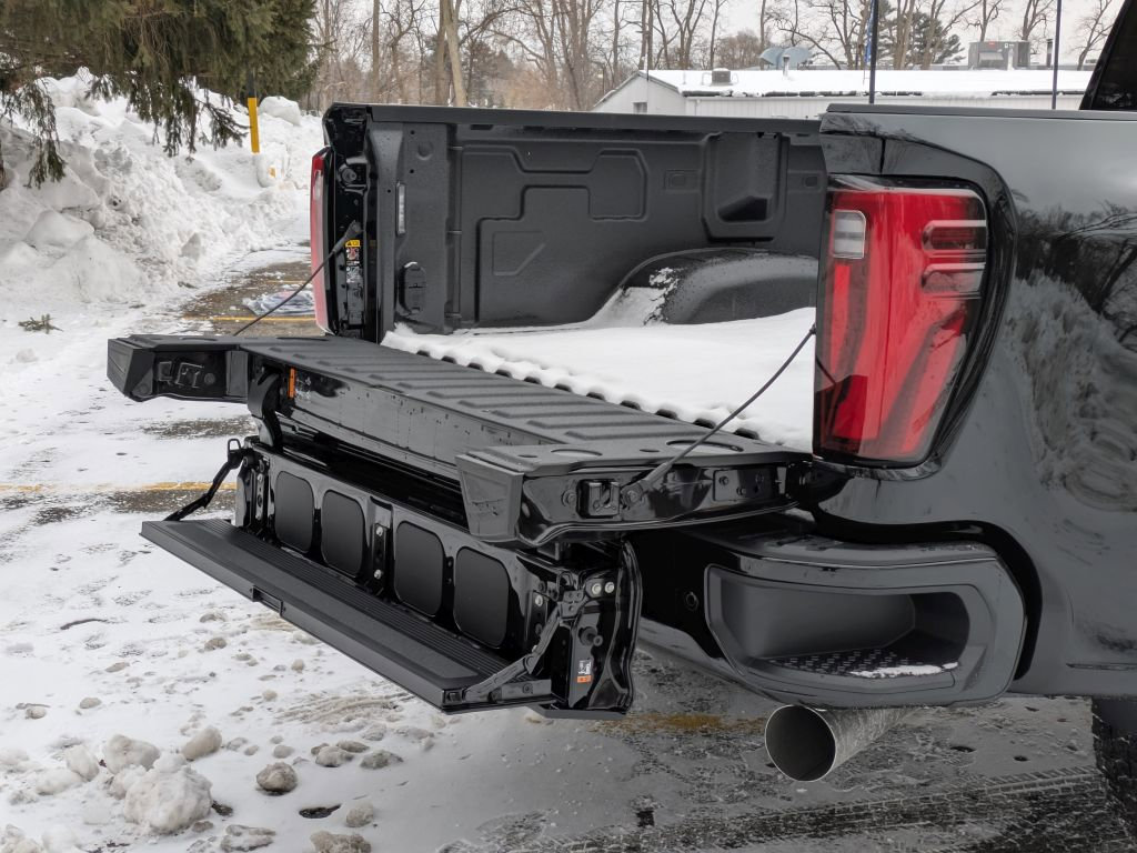 New 2026 GMC Sierra 3500 Denali w/ Denali Reserve Package image 35