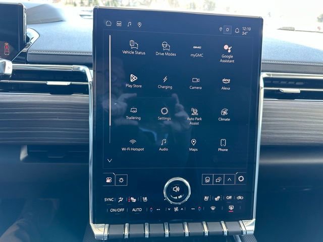 Used 2024 GMC Sierra EV Denali image 34