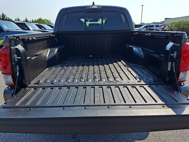Certified 2023 Toyota Tacoma SR AWD/4WD image 28