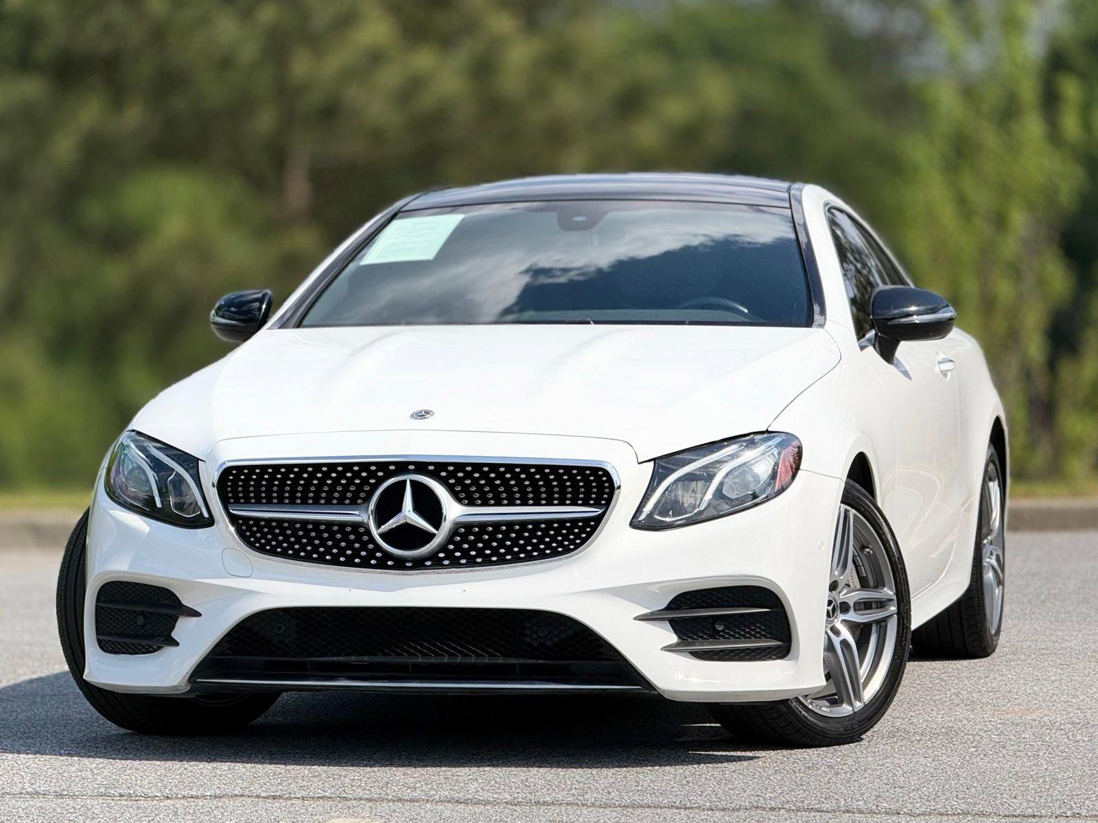 Used 2018 Mercedes-Benz E 400 4MATIC Coupe image 2