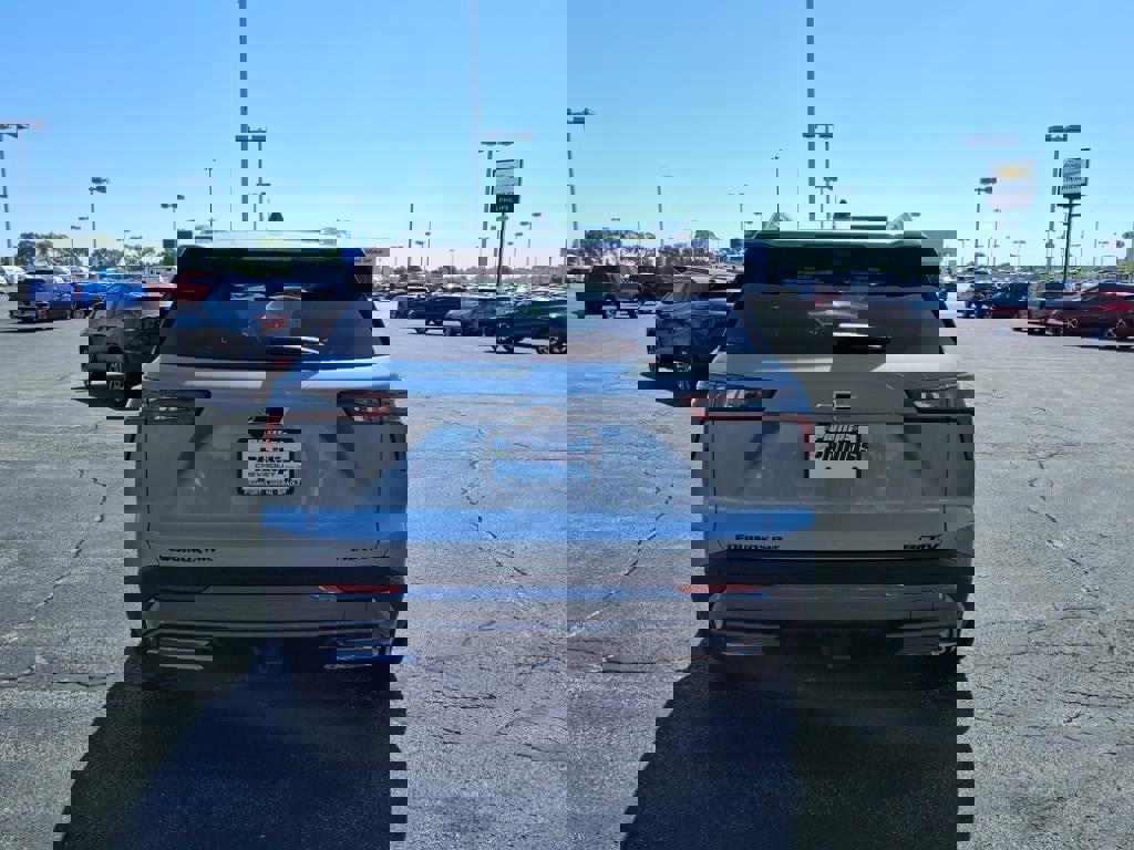 New 2026 Chevrolet Equinox ACTIV w/ Safety and Technology Package image 5