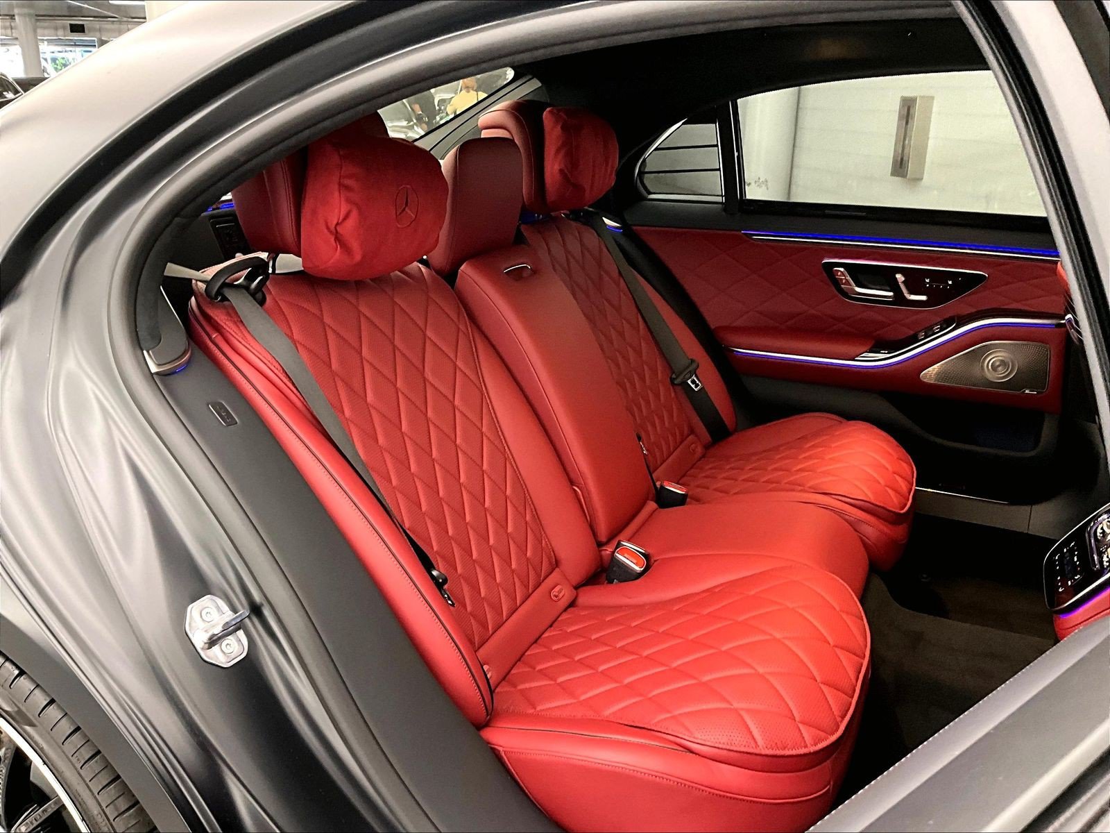 New 2027 Mercedes-Benz S 580 4MATIC Sedan image 14