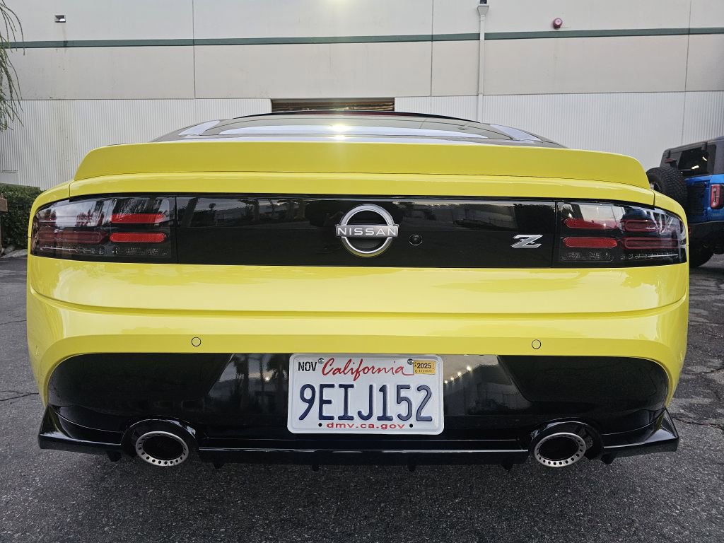 Used 2023 Nissan Z w/ Floor Mat Package (L93) image 9