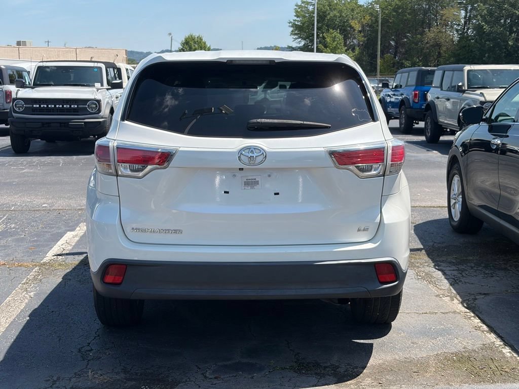 Used 2014 Toyota Highlander LE FWD image 6