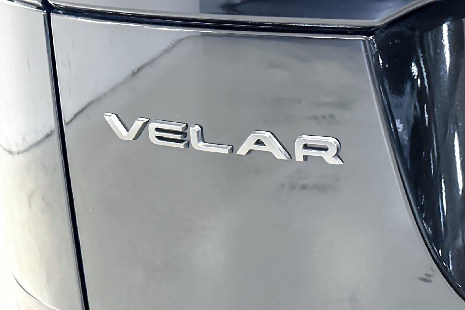 Used 2025 Land Rover Range Rover Velar Dynamic SE image 25