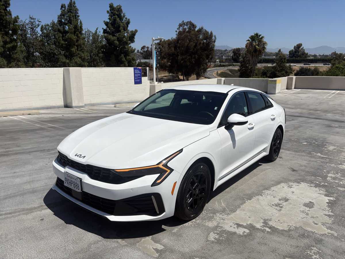 Used 2026 Kia K5 LXS FWD image 3