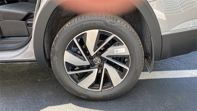 New 2026 Volkswagen Atlas SEL image 25
