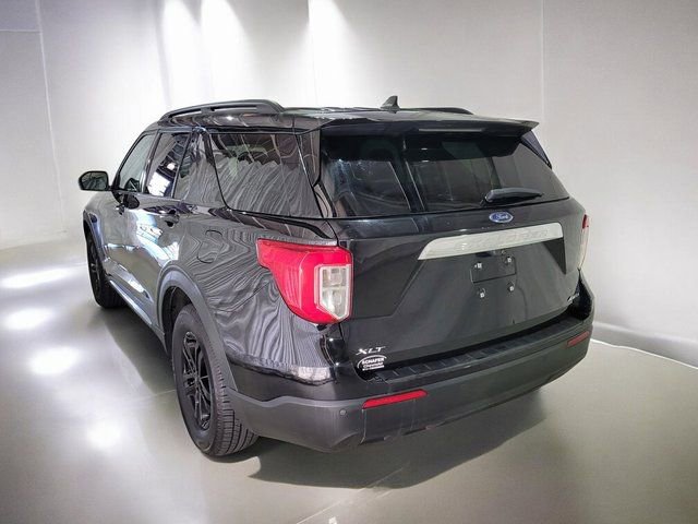 Used 2022 Ford Explorer XLT image 17