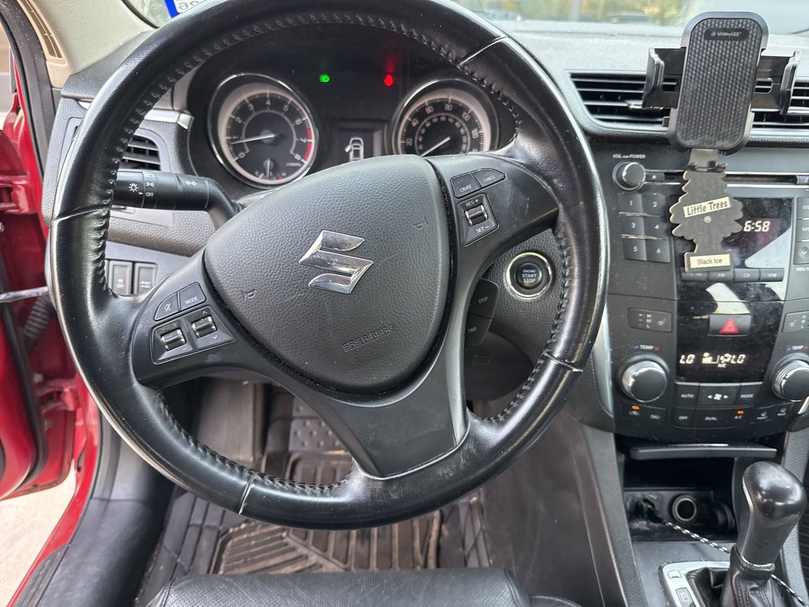 Used 2012 Suzuki Kizashi SE image 18