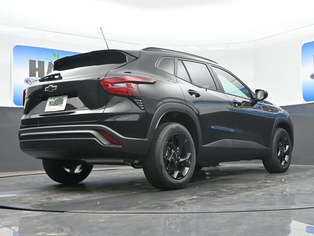 New 2026 Chevrolet Trax LT w/ Driver Confidence Package FWD image 20