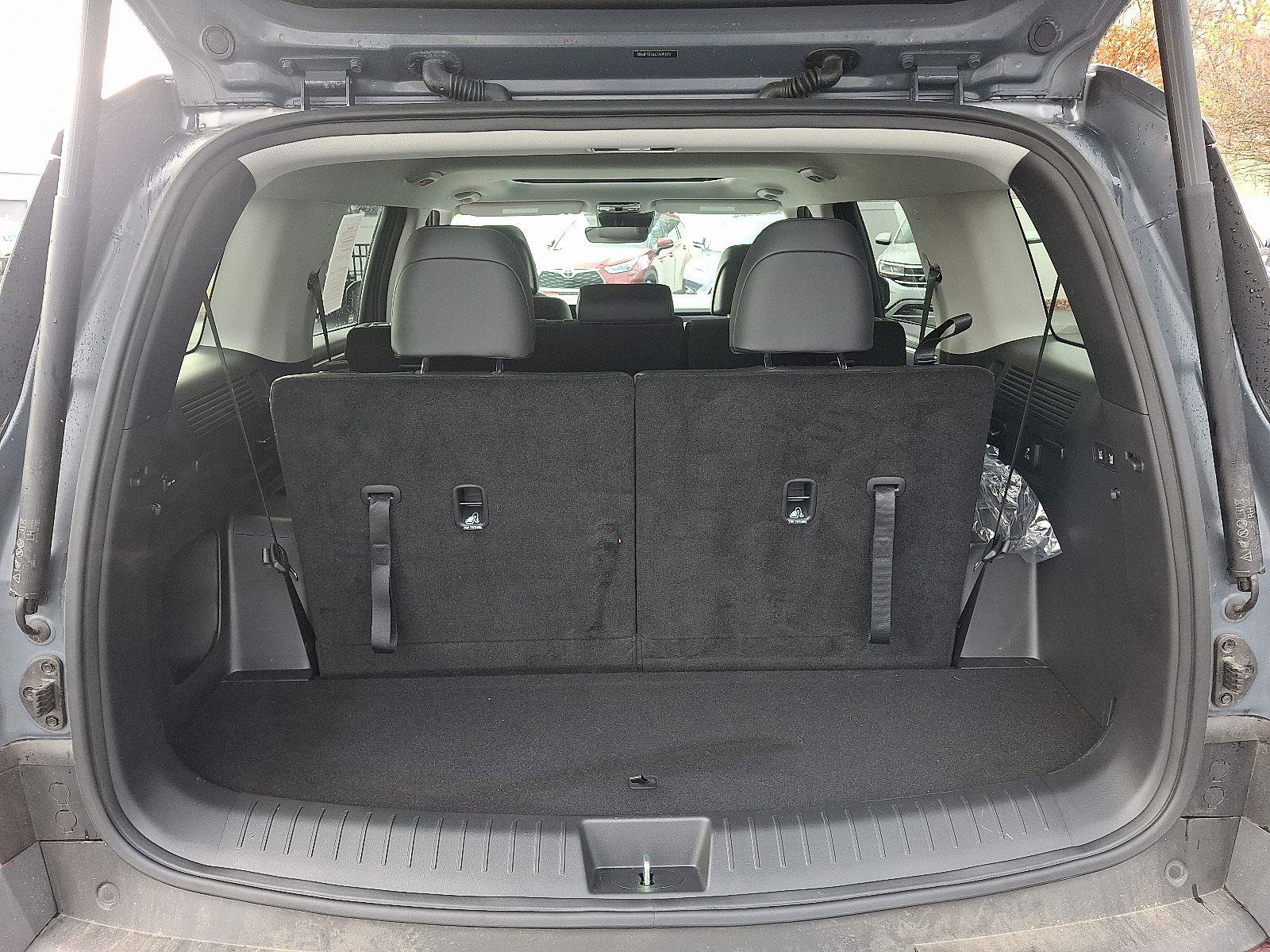 Used 2025 Hyundai Santa Fe XRT image 29