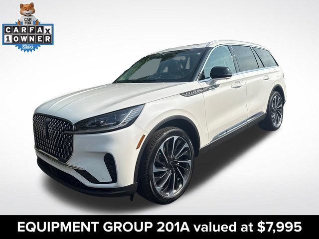 Used 2025 Lincoln Aviator Reserve w/ Equipment Group 201A AWD/4WD image 3