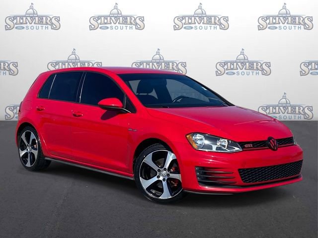Used 2017 Volkswagen Golf 4-Door FWD image 1