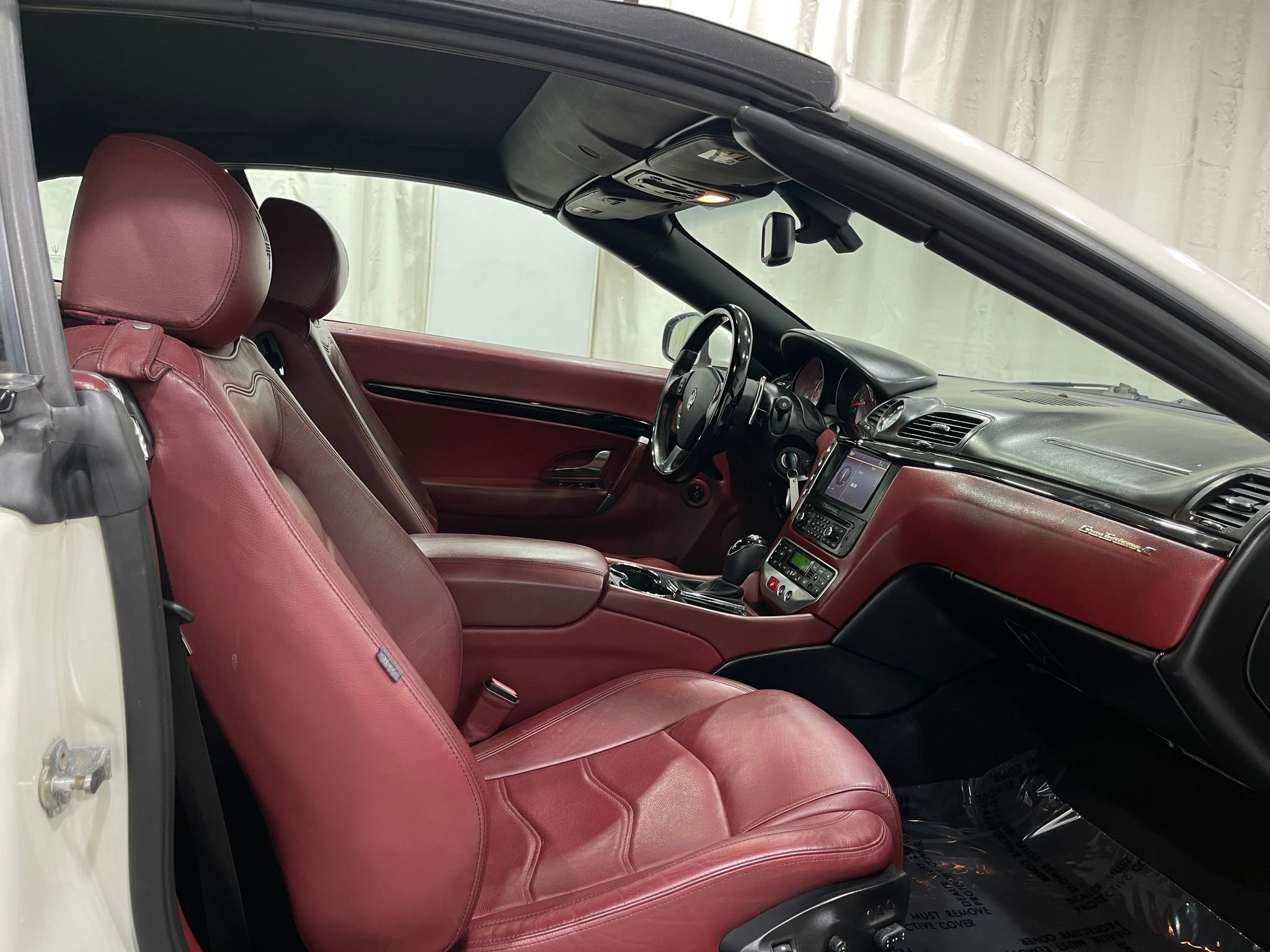 Used 2017 Maserati GranTurismo Convertible image 27
