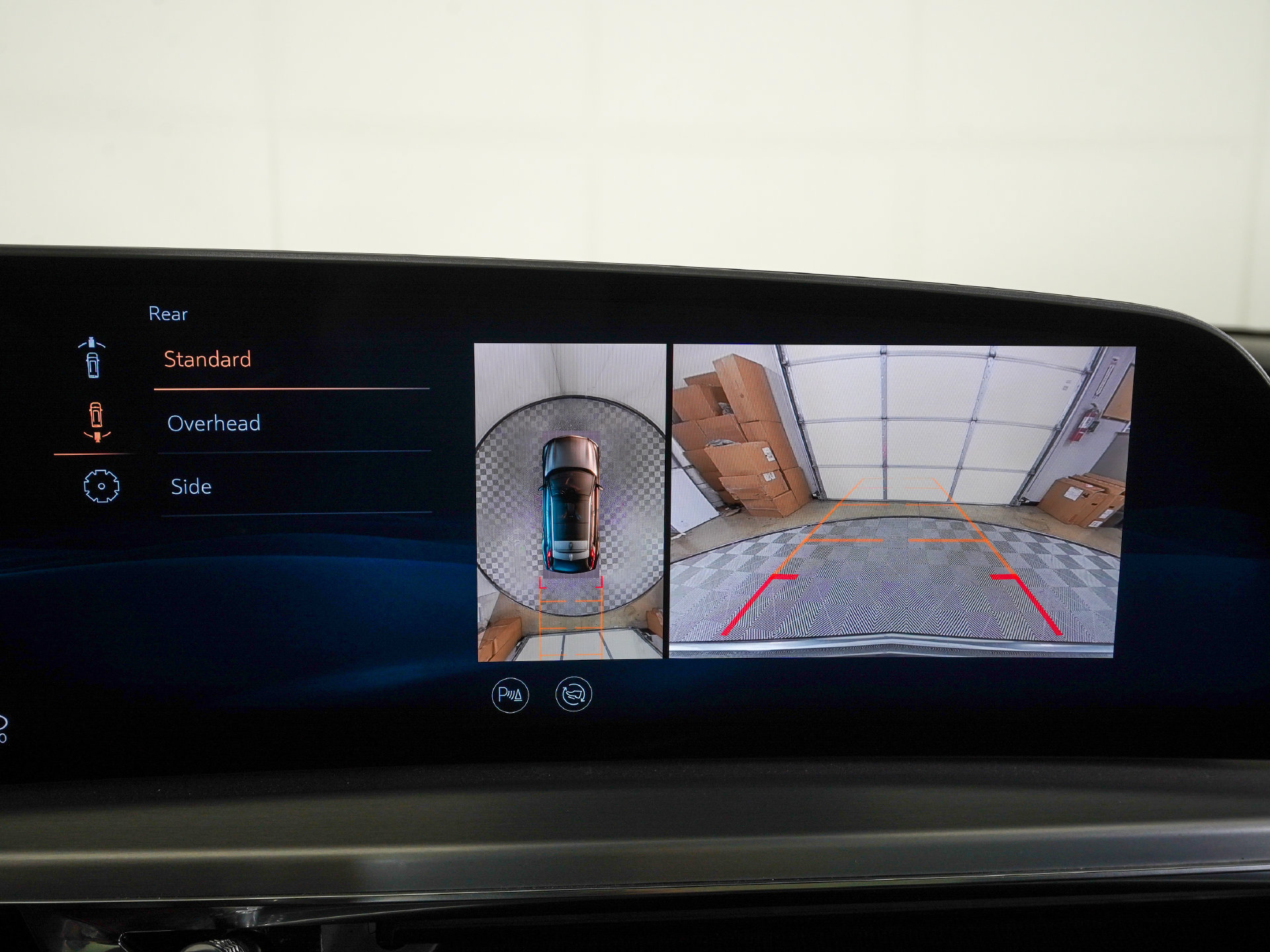Used 2023 Cadillac Lyriq 2WD image 24