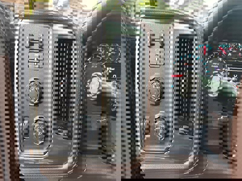 Used 2015 Chevrolet Silverado 3500 LTZ w/ Duramax Plus Package image 21