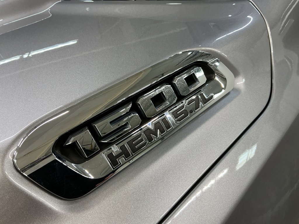 Used 2020 RAM 1500 Big Horn AWD/4WD image 5